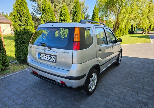 Suzuki Ignis cena 13500 przebieg: 109000, rok produkcji 2005 z Puławy małe 172